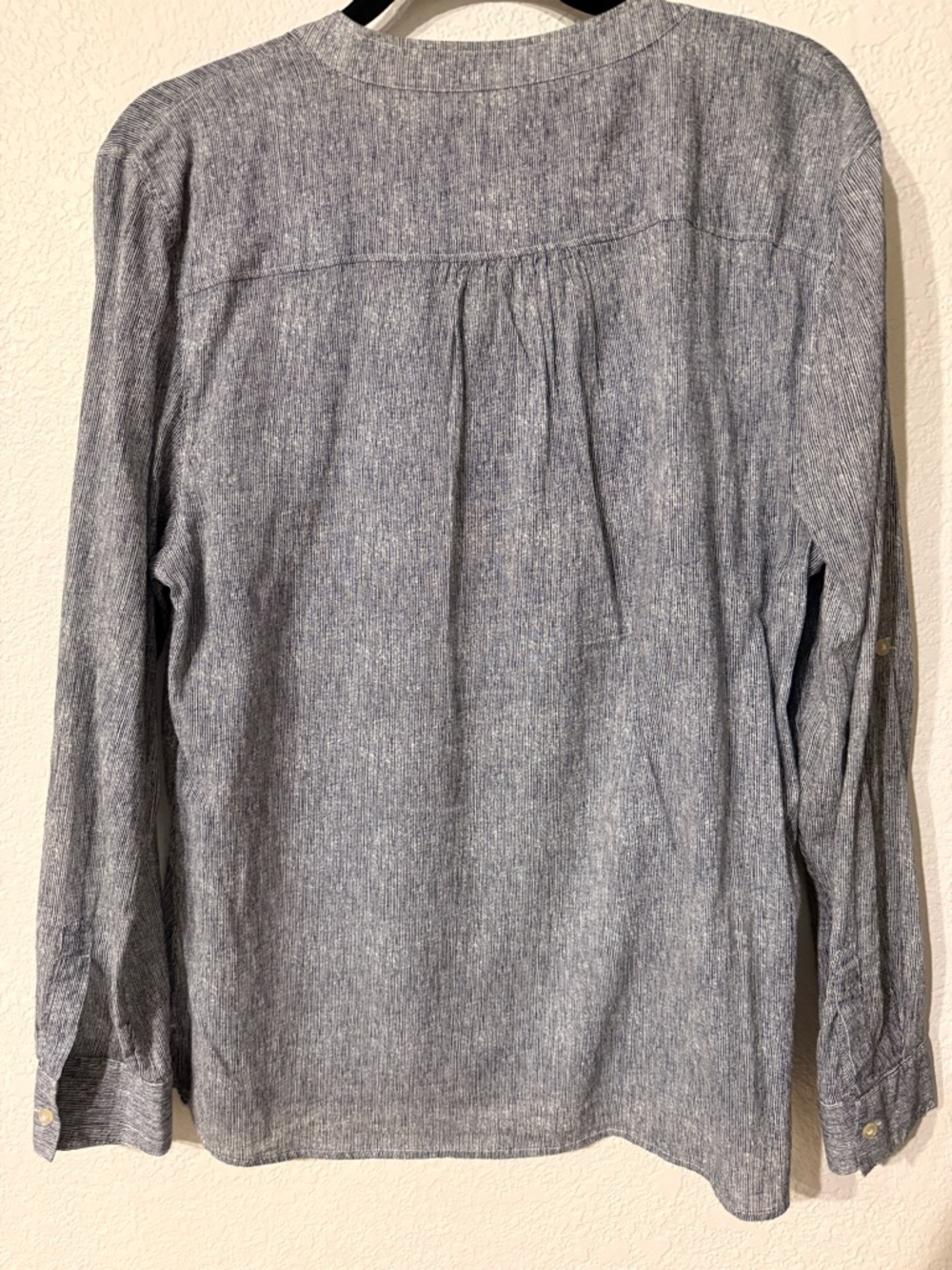 Carve Designs Heathered Blue Button-Front Pullover Shirt - Picture 2 of 3